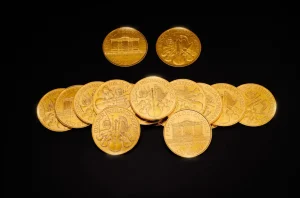 Investment-grade gold coins commonly used in the global bullion market 