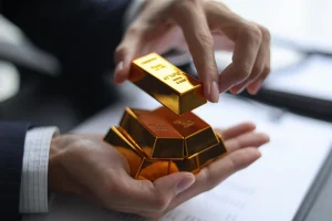 gold investment in UAE